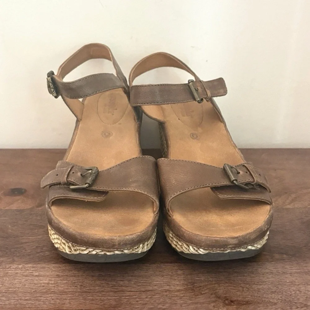 Bussola Sandals Women's 10 EU 41 Strappy Wedge Slingback Leather Trinidad Teagan